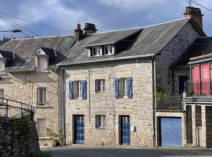 Location de vacances pour 2 personnes, avec vue à Treignac - 2