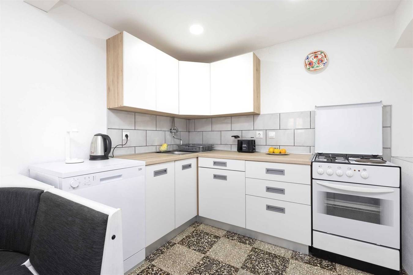 Ganze Wohnung, Charmantes Haus mit 3 Schlafzimmern, haustierfreundlich, 2 Bäder in Veli Losinj, Lošinj