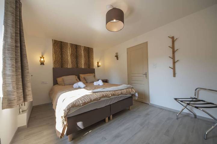 Spacious, comfortable 4-star vacation rental in the village, with a garden in Bussang, Regionaler Naturpark Belchen der Vogesen