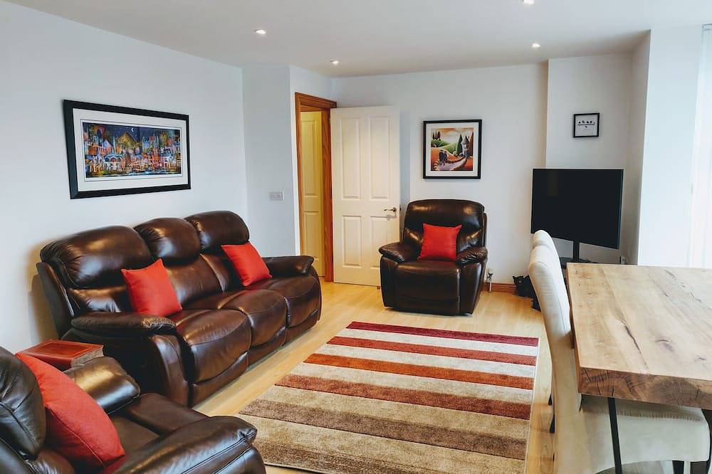 Ganze Wohnung, Apiary Apartment (Private Balcony & 2mins to Sea) in Newcastle (County Down), Grafschaft Down