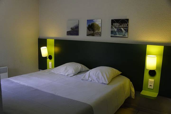 Gîte pour 4 personnes, avec Balcon et Piscine dans Bois de Païolive - 4