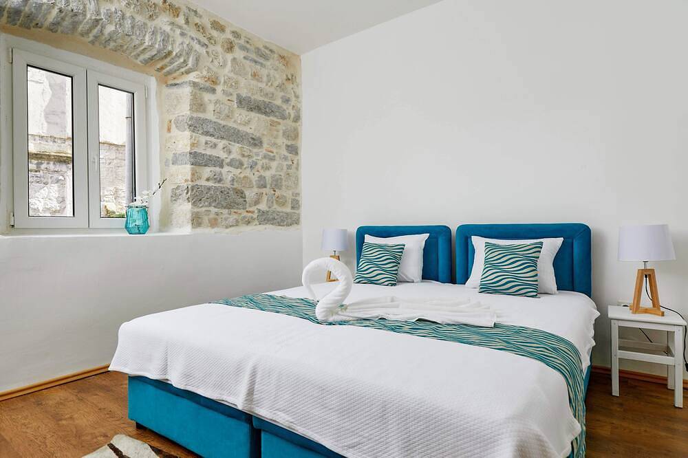Ganze Wohnung, La Rocca❤️ von Unesco Rustikal Kotor Luxus 1bdr 50% Rabatt ideal freiberuflicher Hub in Kotor, Boka Kotorska