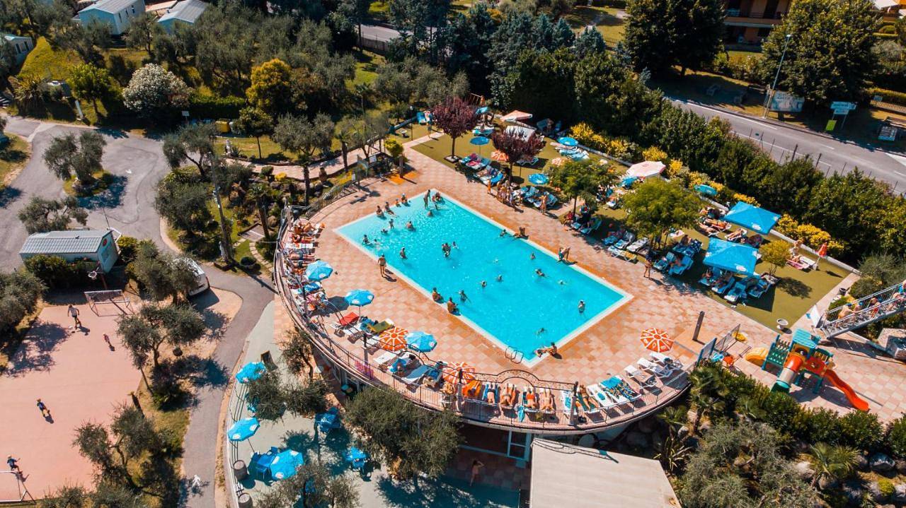 Albatross Mobile Homes on Camping Eden in San Felice del Benaco, Prealpi Gardesane