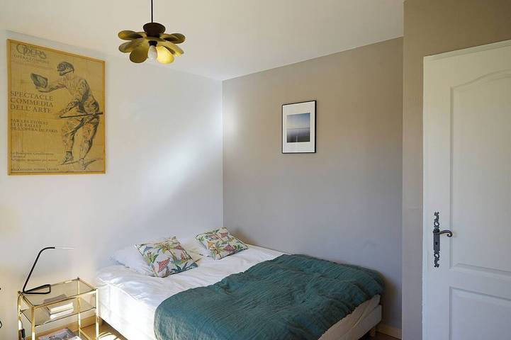 Location de vacances pour 6 personnes, avec Balcon et Jacuzzi ainsi que Terrasse et Jardin à Rognes - 4