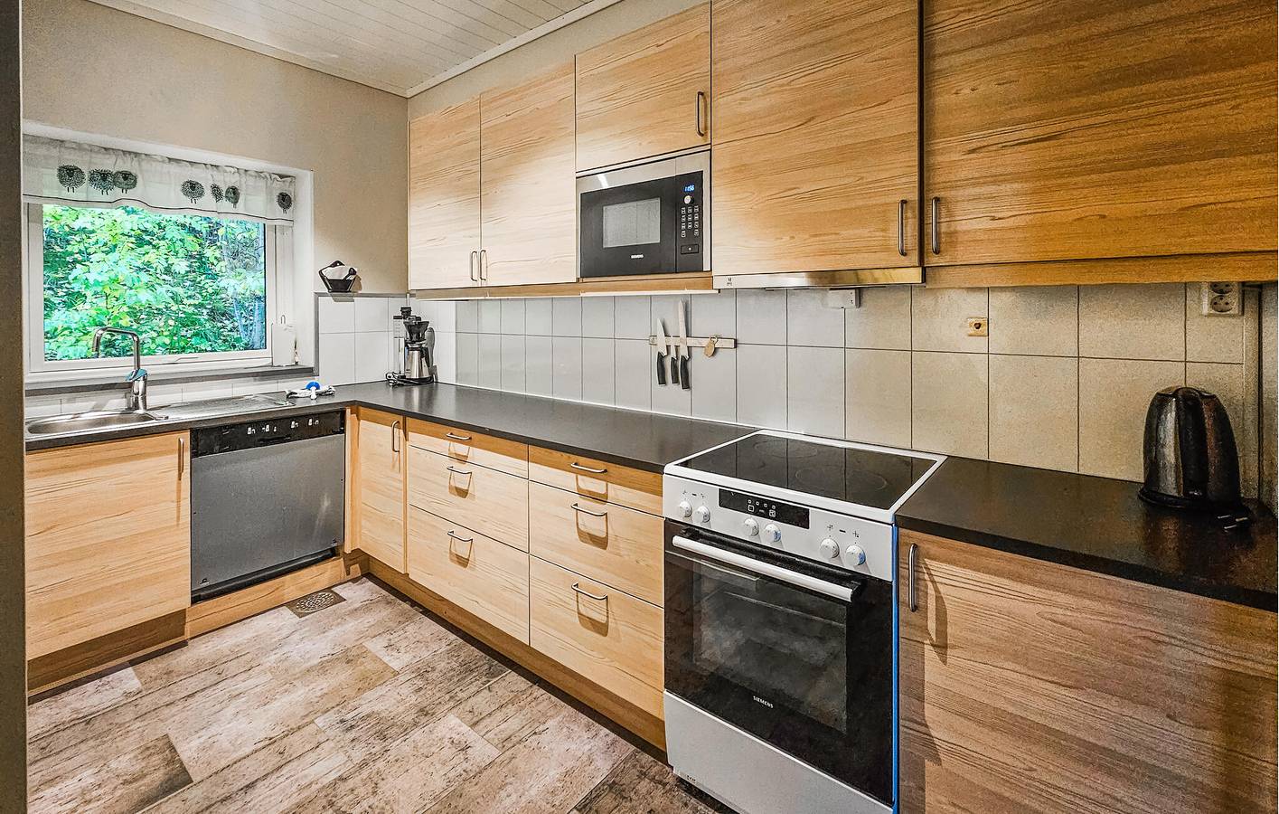 Ganze Ferienwohnung, Ferienwohnung für 6 Personen mit Terrasse in Hardangerfjord