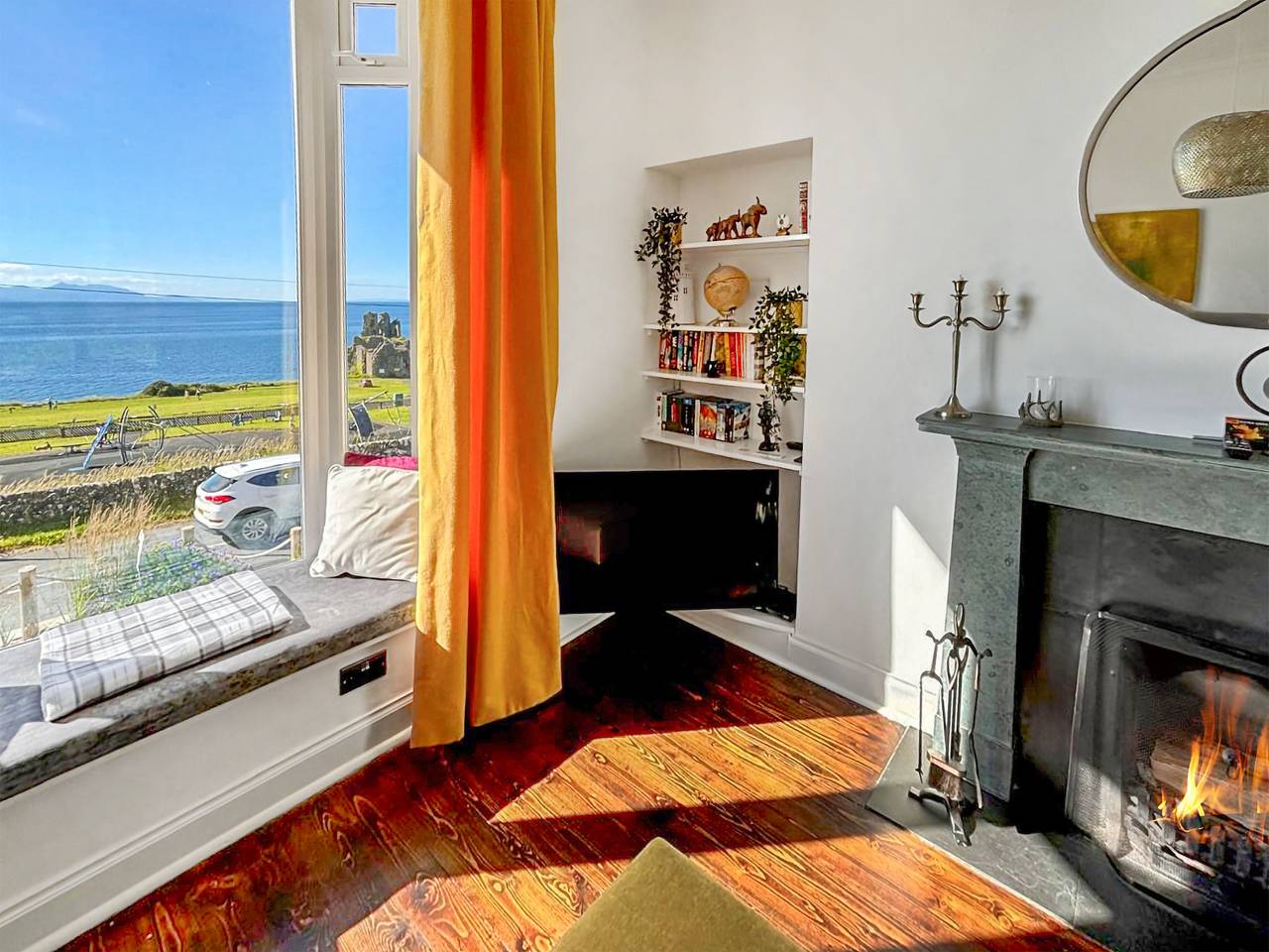 Aird Cottage in Firth Of Clyde