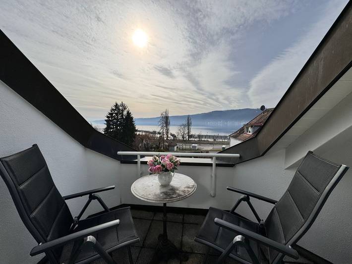 Ferienwohnung für 4 Personen, mit Ausblick und Balkon sowie Seeblick - 1