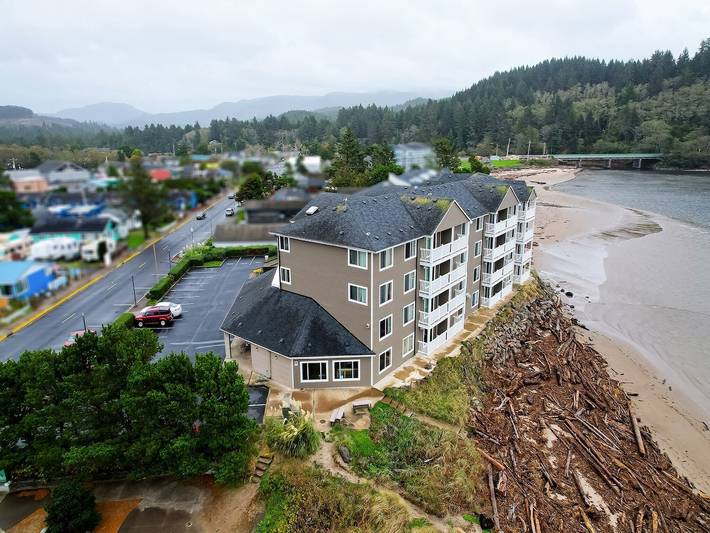 Apartamento entero, Accesible A La Sala De Reina - Vista De La Bahía in North Oregon Coast