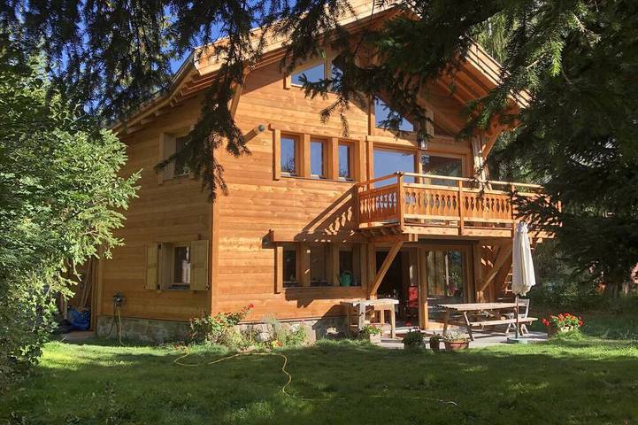 Chalet pour 8 personnes, avec jardin et balcon