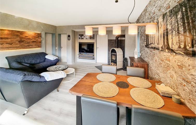 Ganze Ferienwohnung, Gemütliches Appartement mit Terrasse und Parkplatz, 700m nach Wieda in Wieda, Harzvorland