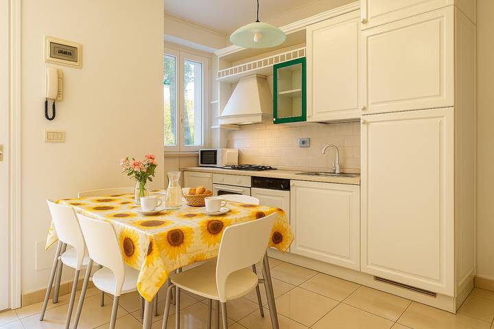 Gîte pour 2 personnes, avec balcon à Riccione - 3