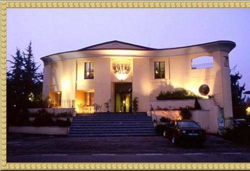 Polo Hotel in Usmate Velate, Brianza