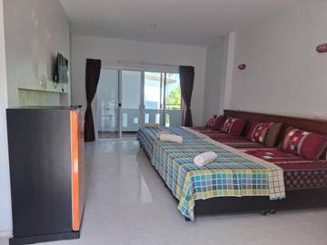 Station pour 2 personnes, avec jardin ainsi que piscine et balcon dans Khao Lak