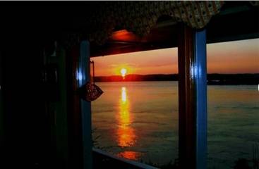 Cabin Rentals And Lodges for 6 Guests in New Brunswick, Canada, Picture 2