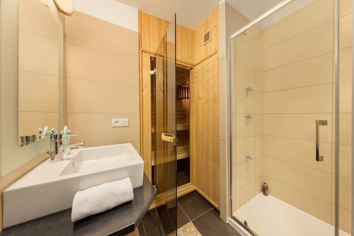 Gîte pour 6 personnes, avec jardin ainsi que sauna et piscine à Hattigny - 3