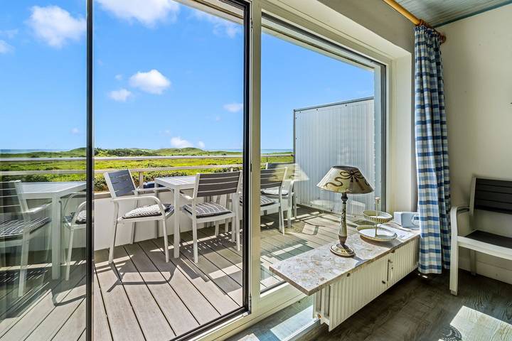Ganze Wohnung, Große 4-Zimmer Ferienwohnung mit Meerblick auf ca. 90 m², für bis zu 5 Personen in Sylt