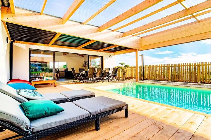 Maison de vacances pour 15 personnes, avec piscine et vue à Saint-Alban