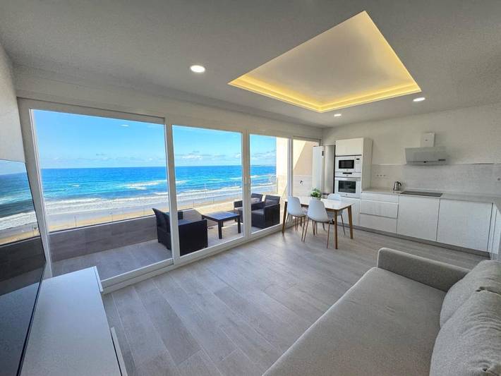 Apartamento de vacaciones para 4 personas, con vistas y balcón, Familias con niños - 1