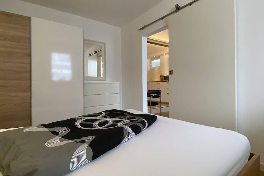 Ganze Wohnung, Gehobene Wohnung (40qm) am Stadtrand in Veitshöchheim, Fränkisches Weinland