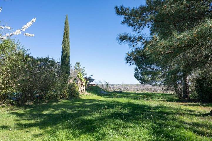 Location de vacances pour 5 personnes, avec jardin ainsi que vue et piscine à Sainte-Foy-la-Longue - 3