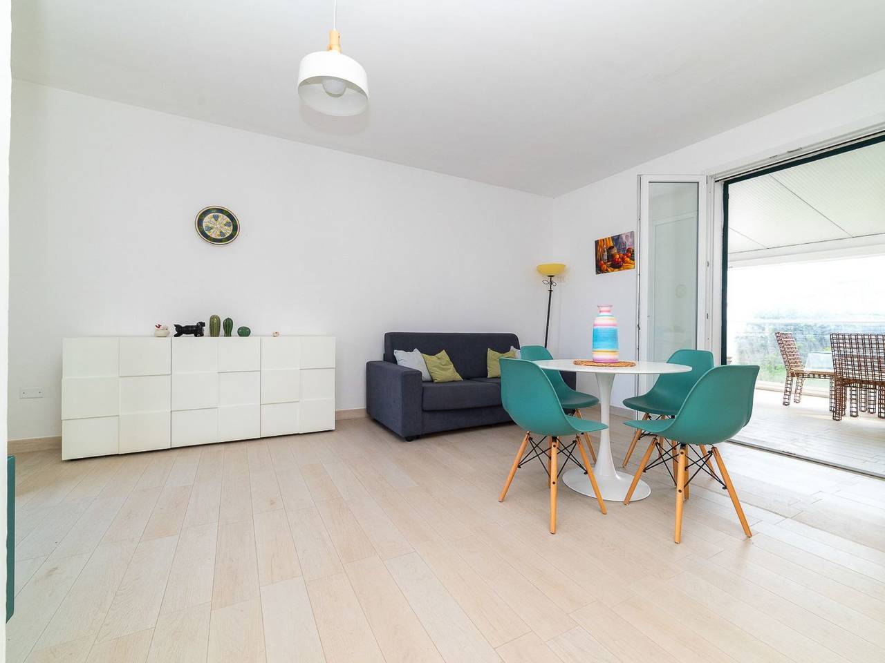 Apartamento entero, Villa Federica 50 m vom Strand und Parkplatz entfernt in Torre Santa Sabina, Salento