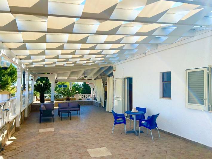 B&b per 5 persone, con panorama e giardino, con animali domestici a Torre Pali