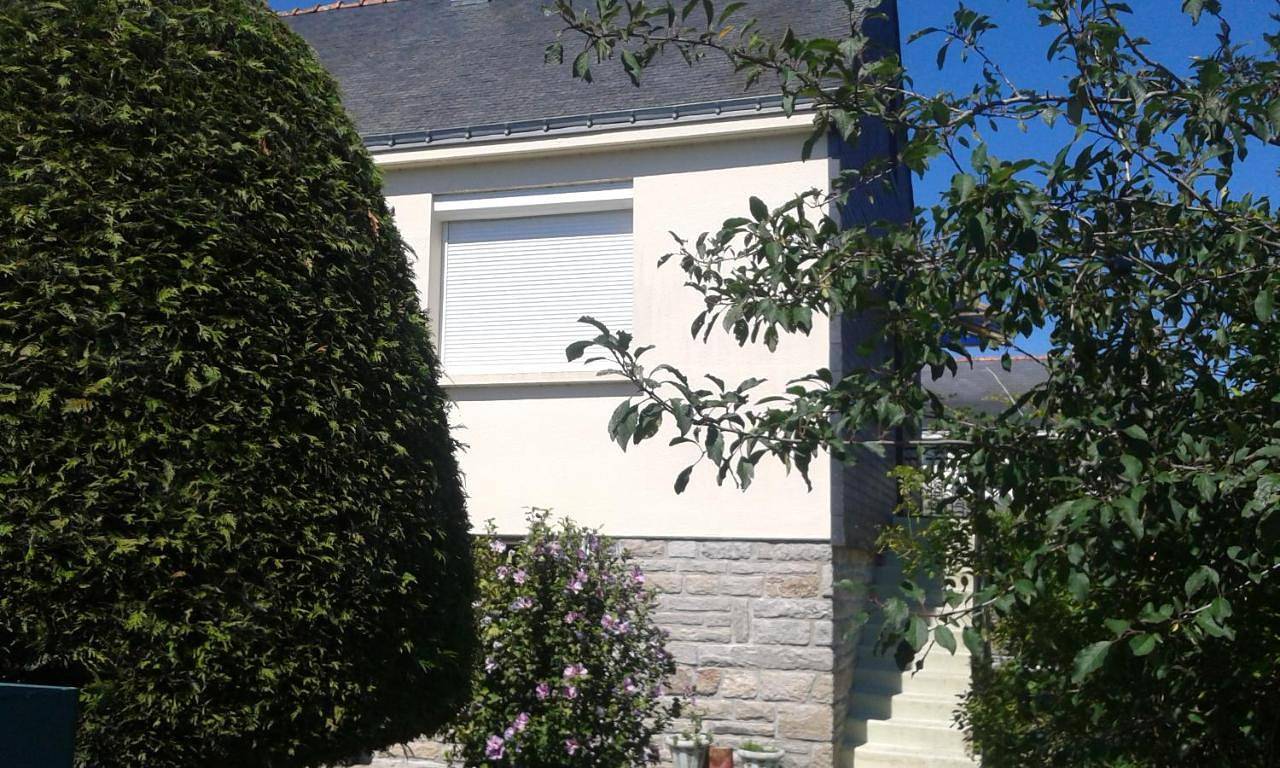 Three-Bedroom House in Questembert, Région de Vannes