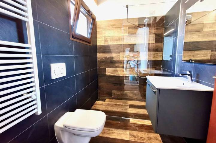 Ganze Wohnung, Blue House 4 in Bellano, Orobie Alpen West