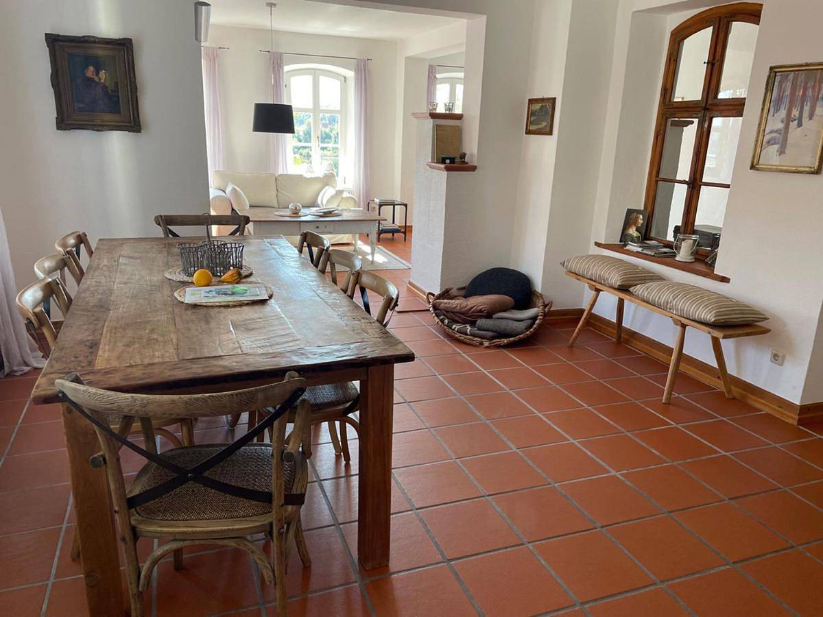 Ganze Wohnung, Chiemgau, Seeblick, Haus am Weinberg, 83370 Seeon Oberbayern in Seeon, Seebruck