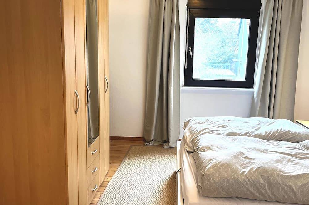 Ganze Wohnung, 60 m2  Apartment mit 2 Schlafzimmer in ruhige Würzburg-Frauenland in Würzburg, Fränkisches Weinland