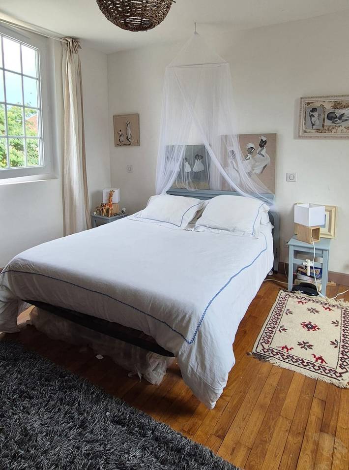 Location de vacances pour 12 personnes, avec terrasse et jardin à Bretenoux - 4