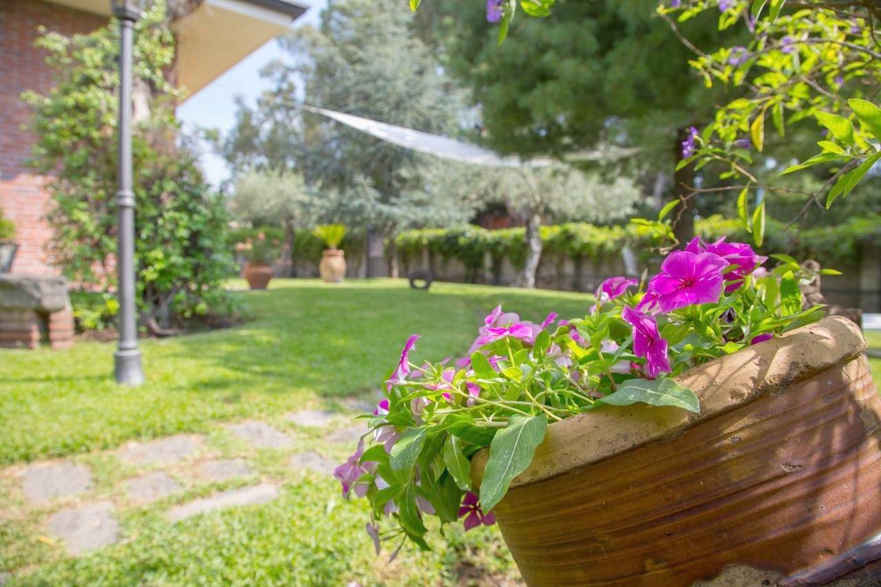 Triple Room with Private Bathroom in Mascalucia, Catania e dintorni