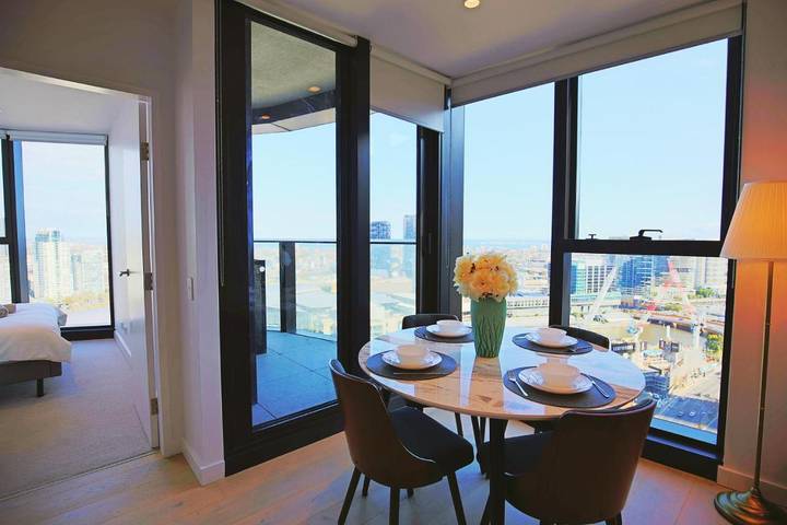 Location de vacances pour 4 personnes, avec sauna et piscine ainsi que vue et balcon dans Victoria