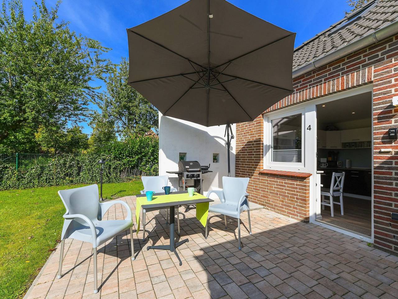 Ganze Ferienwohnung, Haus Baumkrone - Ferienwohnung Kastanie in Groß Holum, Neuharlingersiel