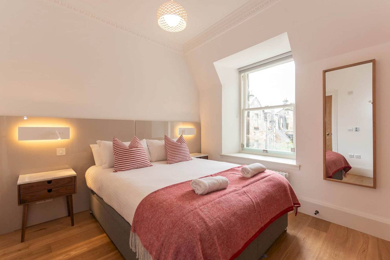Entire apartment, 30C The Scores in St Andrews, Fife region