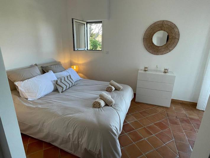 Gîte pour 4 personnes, avec Terrasse et Vue dans Plage de Bonne Terrasse - 3