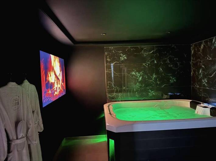Appartement de vacances pour 2 personnes, avec Jacuzzi ainsi que Terrasse et Sauna