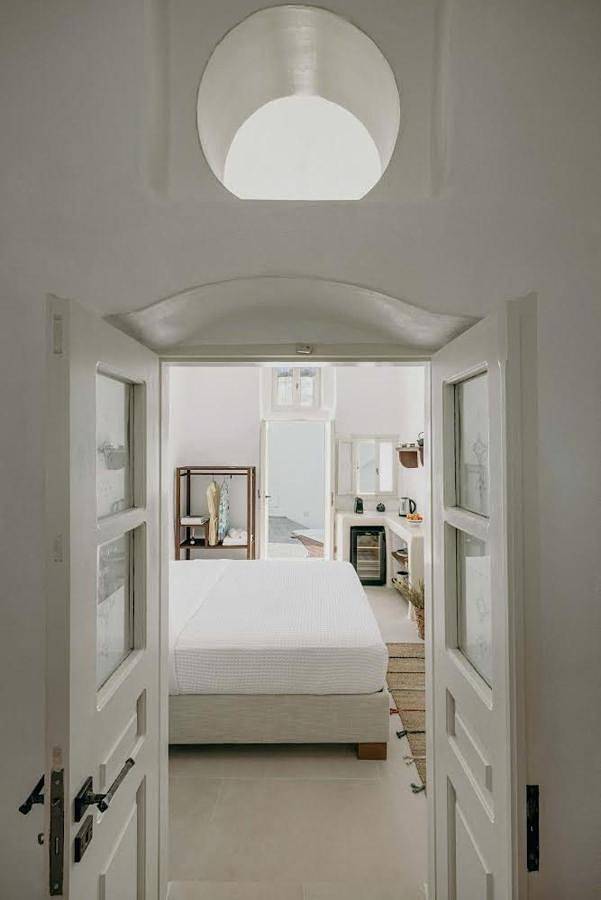 Location de vacances pour 5 personnes, avec vue ainsi que piscine et jardin à Megalochori - 3