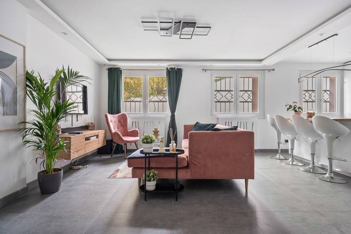 Apartamento entero, Parking gratuito - Chic y acogedor en Villeurbanne - Todo incluido in Villeurbanne, Lyon region