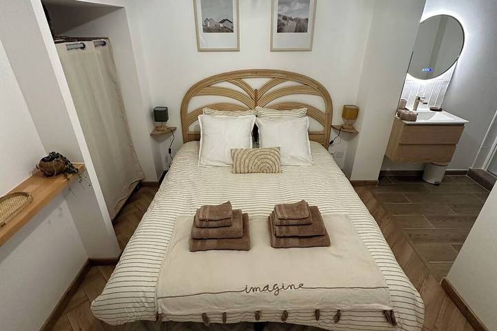 Gîte pour 4 personnes, avec Terrasse à Brissac-Quincé - 2