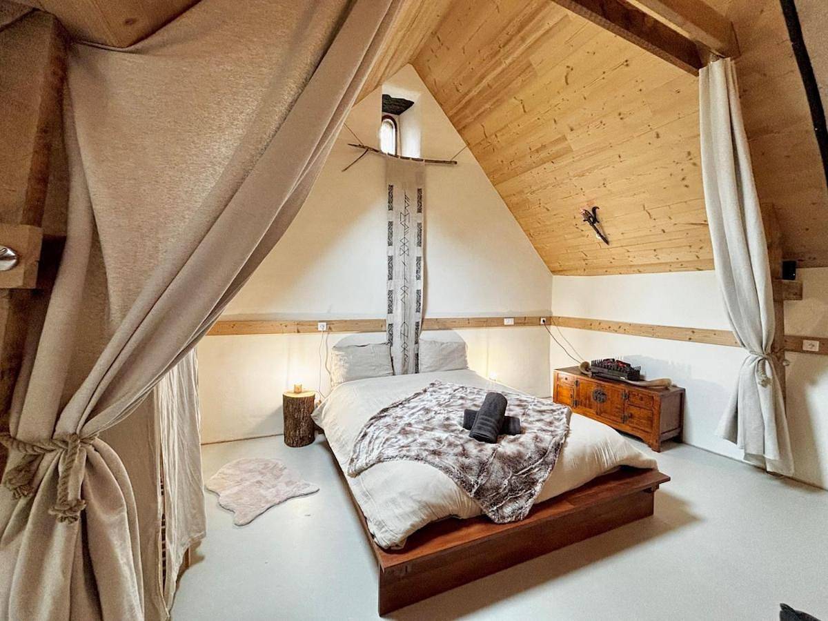 Appartement entier, Le Refuge du Viking, Studio insolite, jardin privé in Kervignac, Côte des Mégalithes