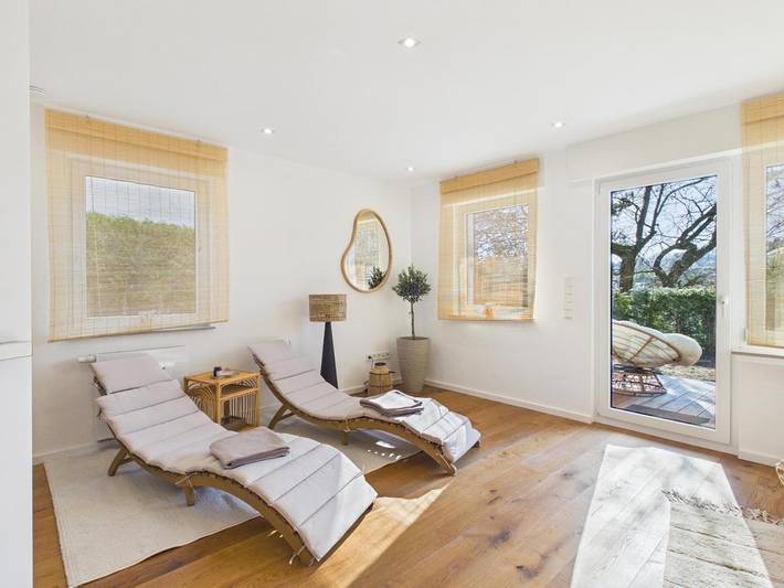 Ferienhaus für 6 Personen, mit Balkon und Terrasse sowie Garten und Sauna in Sundern