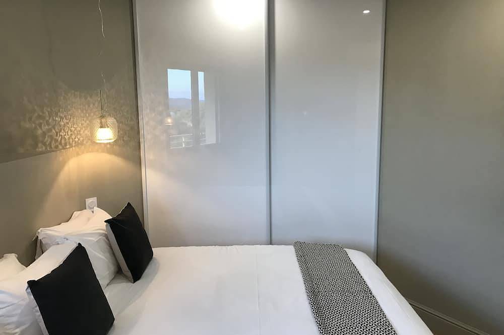 Appartamento intero, Appartamento-Lusso-Bagno in camera con vasca-Terrazza in Corte Francia, Parco naturale regionale della Corsica