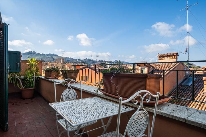 Appartamento per 4 persone, con terrazza a Bologna