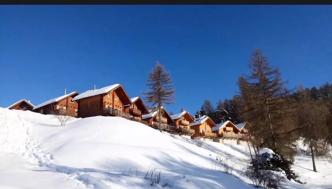 Chalet 5 pièces 10 personnes in La Joue du Loup, Le Dévoluy