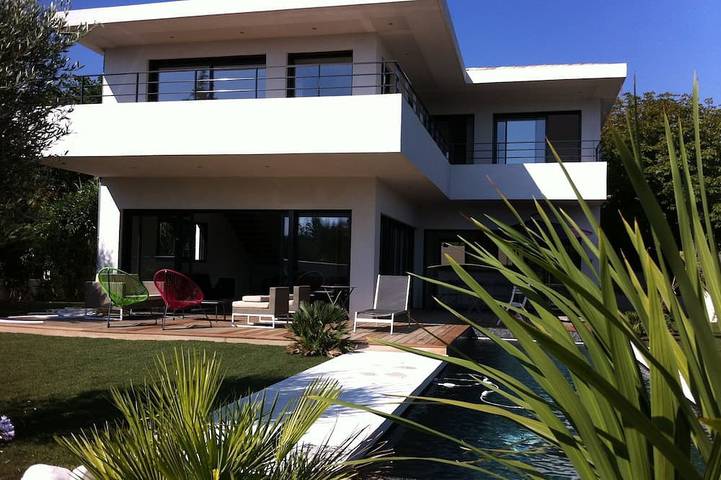 Villa pour 10 personnes, avec Balcon ainsi que Terrasse et Jardin à Ceyreste