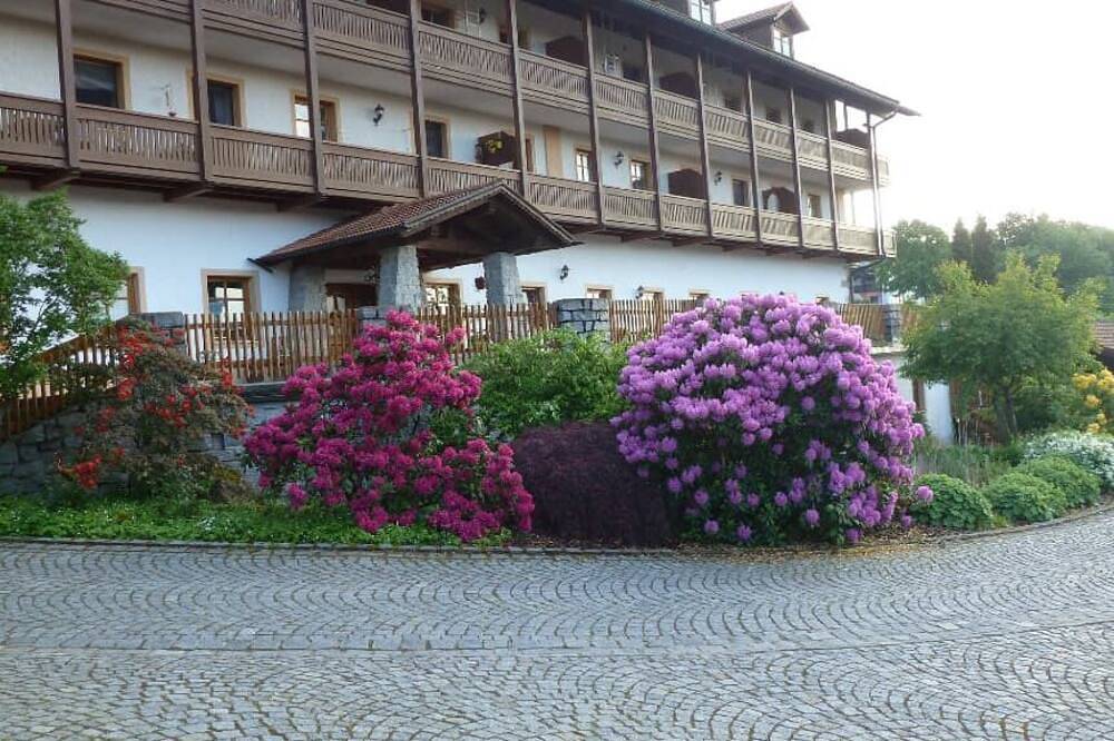 Ganze Wohnung, Gemütliche Ferienwohnung (45qm) mit zwei Schlafzimmern in Lohberg, Ostbayern