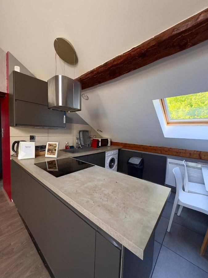Appartement entier, Apartment in Coupy, Valserhône
