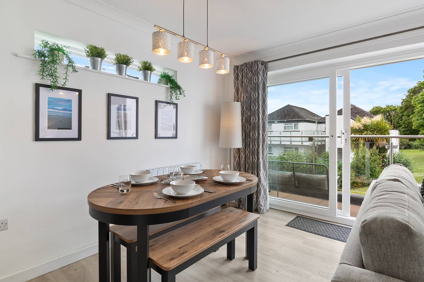 Entire apartment, 25 Coedrath Park - Sea Glimpses, Close to Beach in Saundersfoot, Pembrokeshire