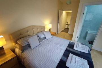 Apartment for 4 People in Merseyside, Photo 1